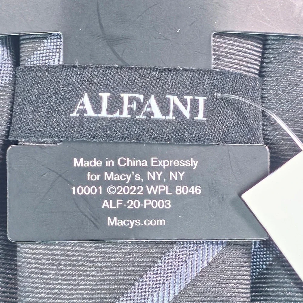 Alfani Mens Tie One Size Black Desmet Stripe Slim Necktie Quiet Luxury NWT